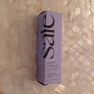 SAIE Glowy Super Gel in Starglow